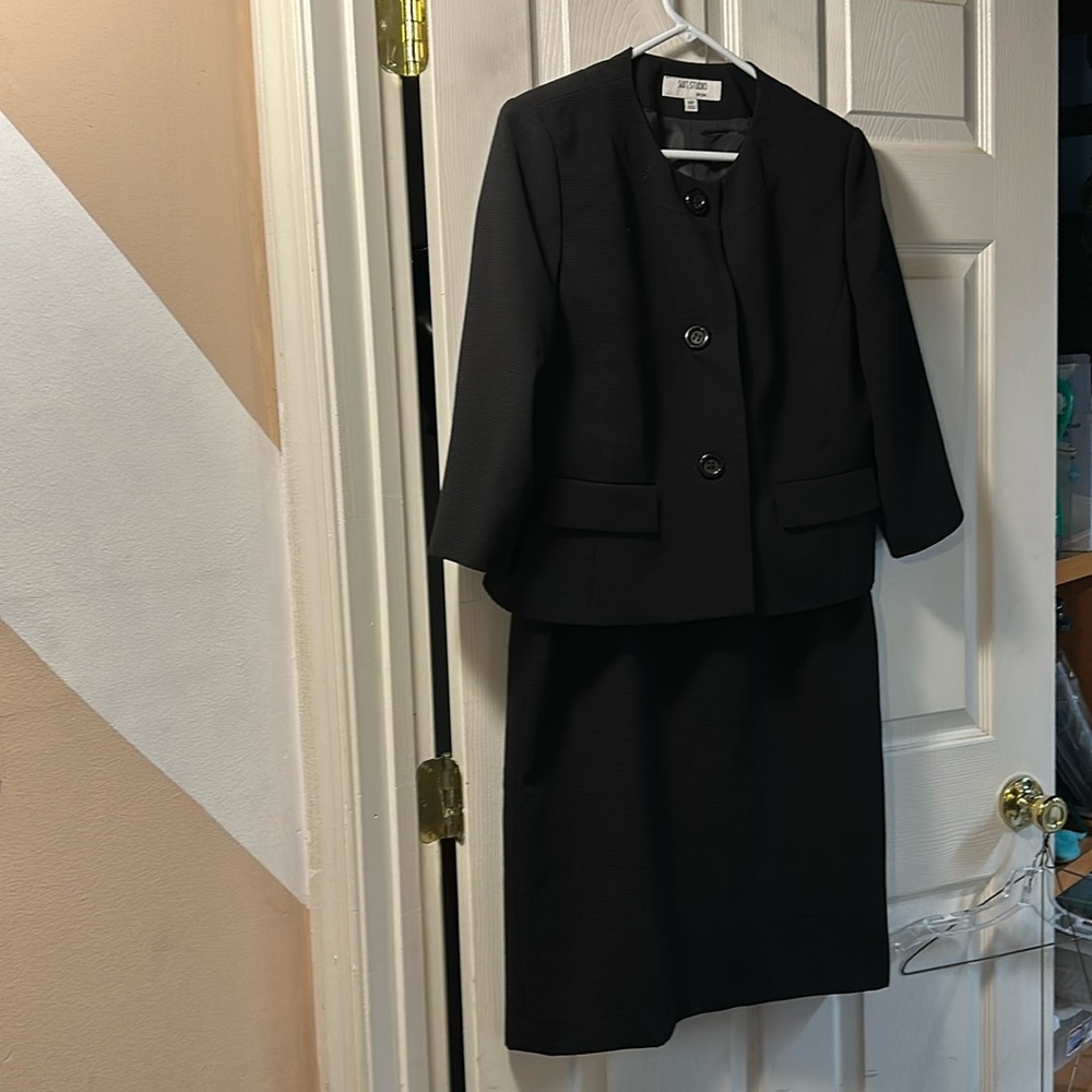 Black suit - 2 piece